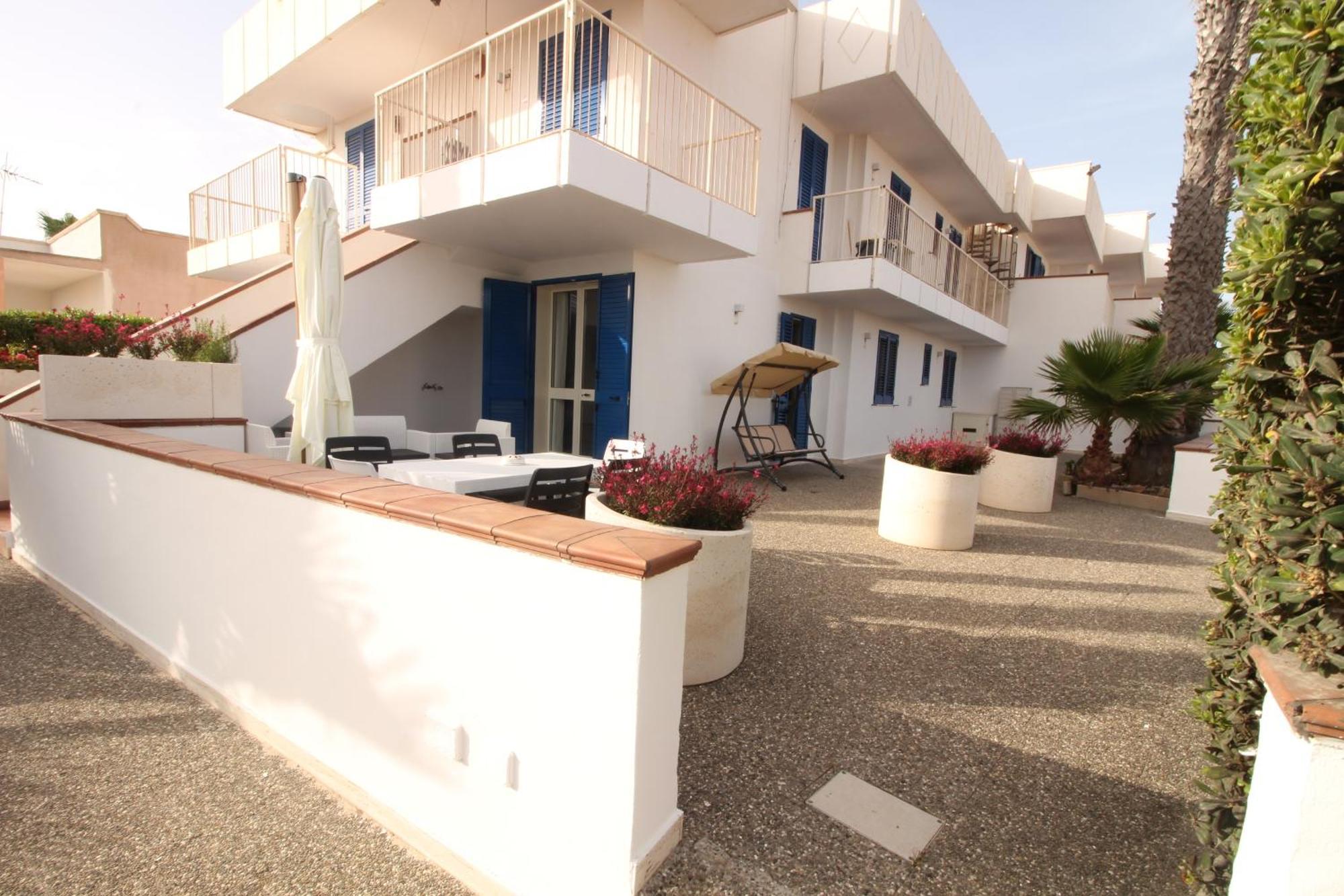 Residence Mare Azzurro Torre San Giovanni Buitenkant foto