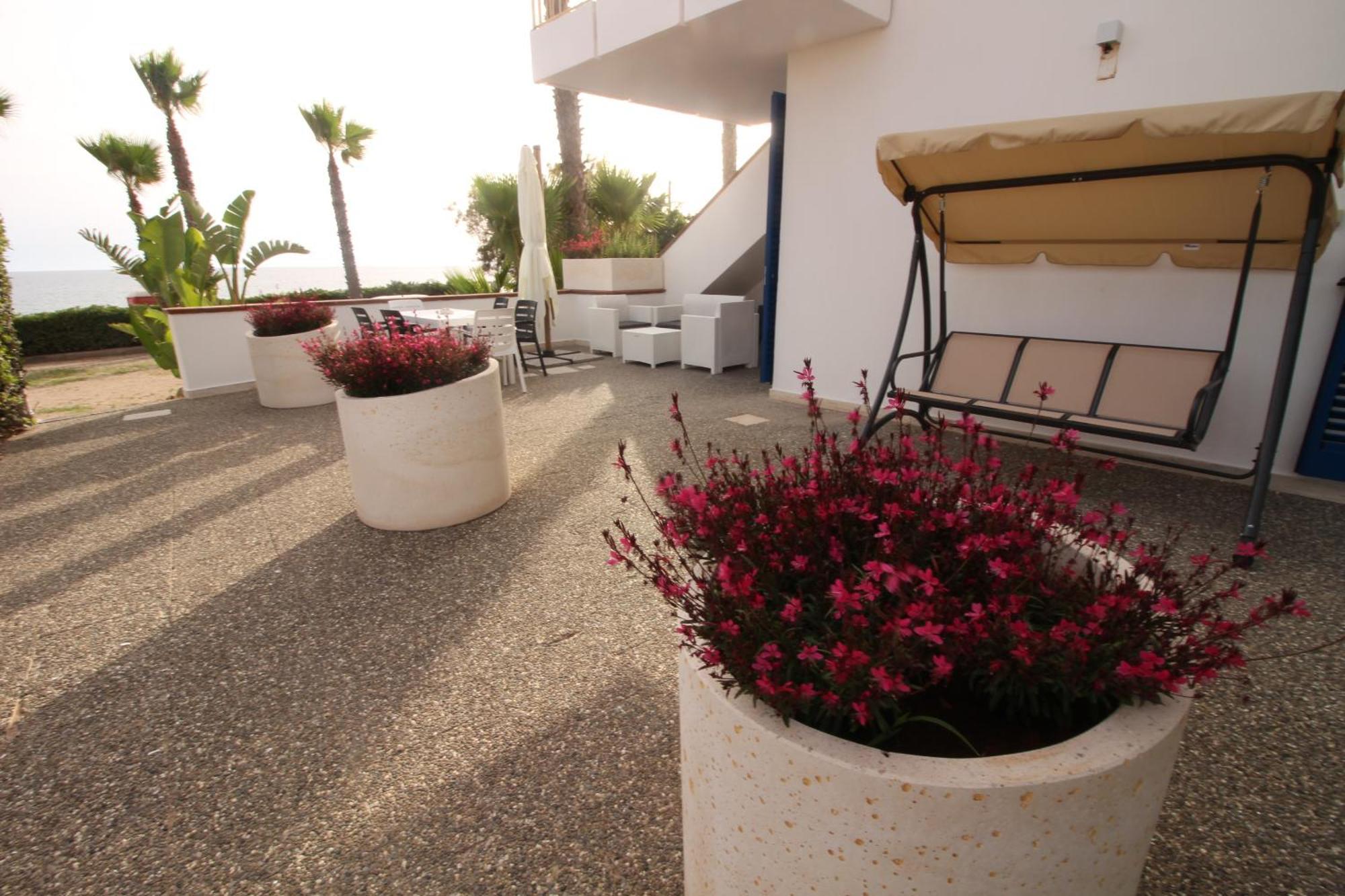 Residence Mare Azzurro Torre San Giovanni Buitenkant foto